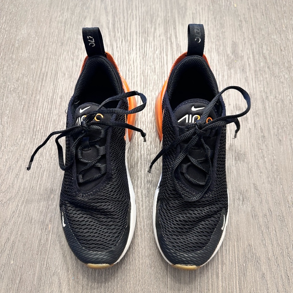 Nike Air Max 270 – Big Kids 2.5Y (Black / Orange) - Picture 4 of 10